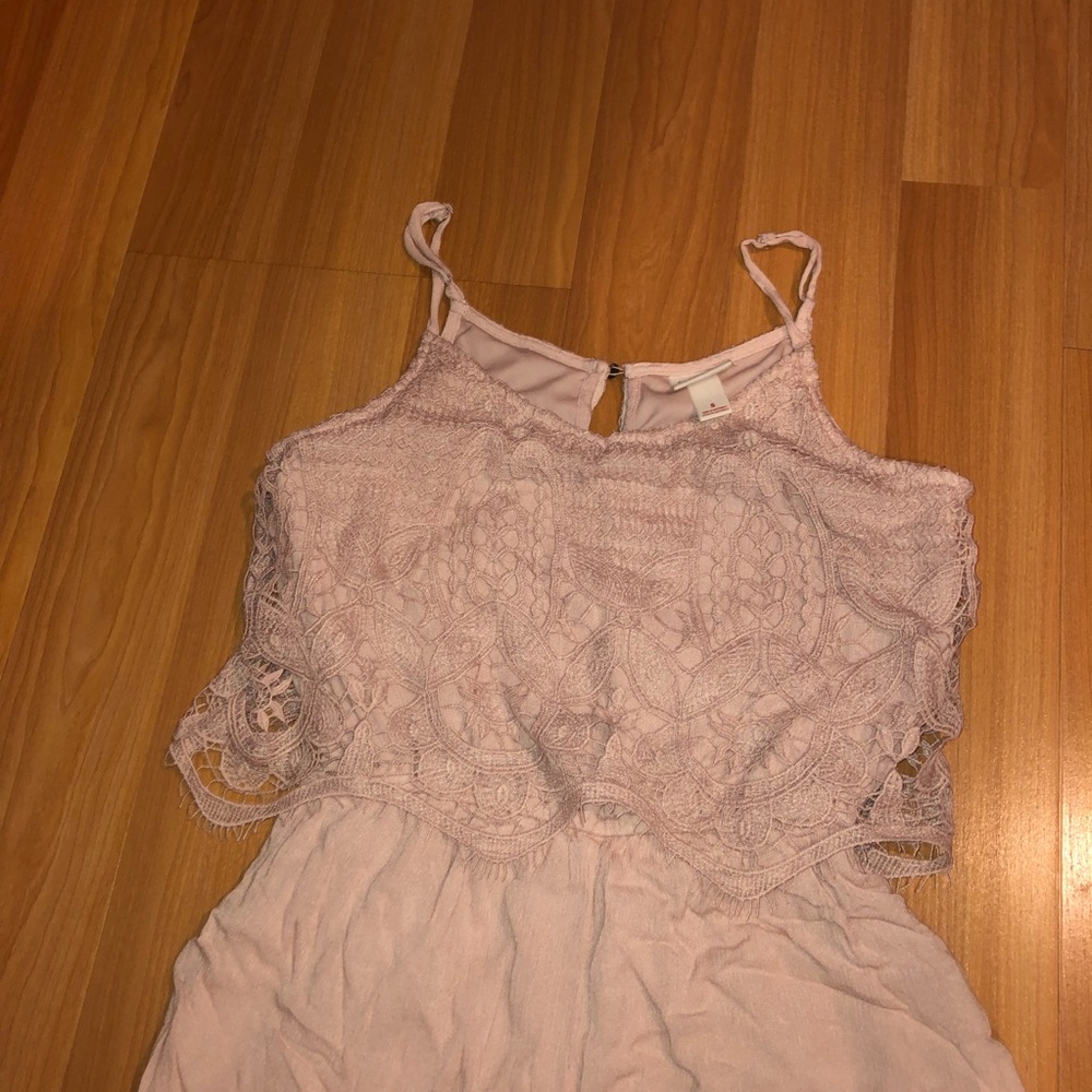 Pink romper - Picture 2 of 2